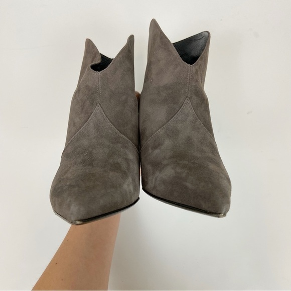 Saint Laurent Paris High Heeled Grey Suede Pointy Toe Ankle Boots Size 37 - Picture 8 of 13